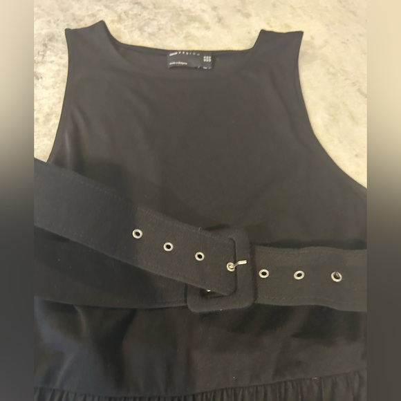 ASOS Black Pleated Dress with Belt - Picture 4 of 5